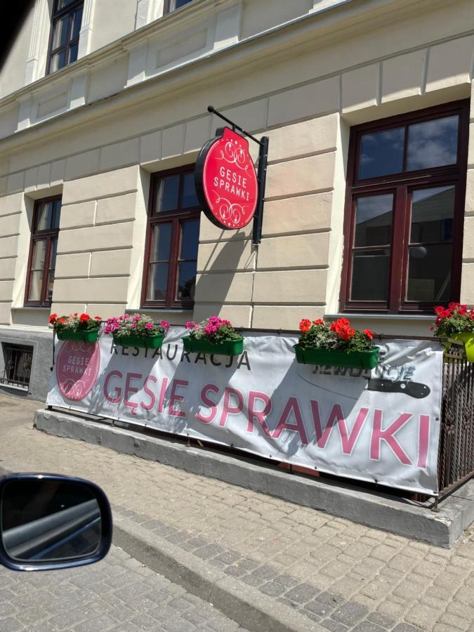 Chełm Apartamenty Luczkowskiego Z Widokiem Na Studnie 2 מראה חיצוני תמונה